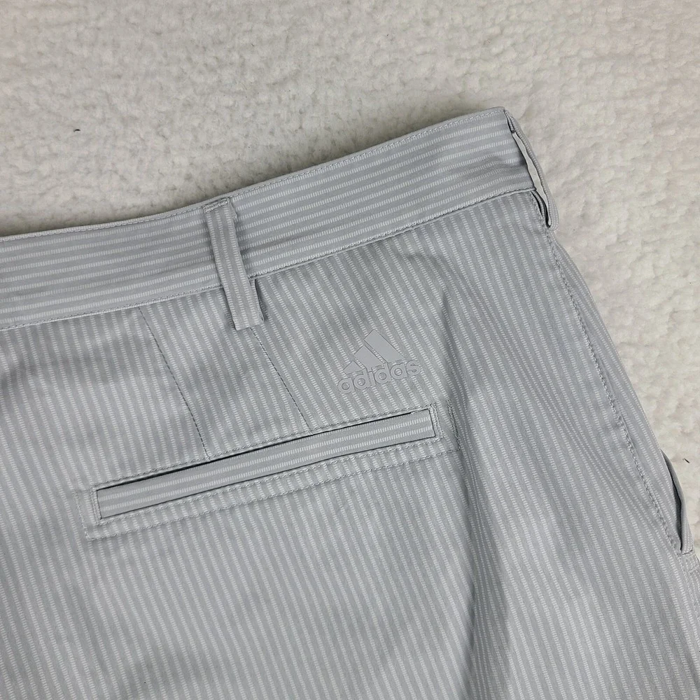 Adidas Shorts Mens 42 Gray‎ Striped 9